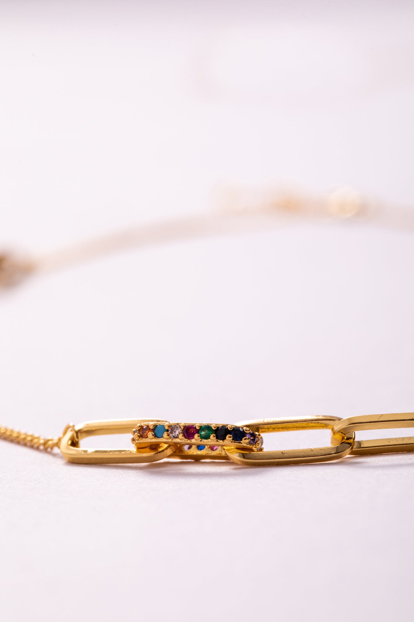 The Interlocked Colored Necklace